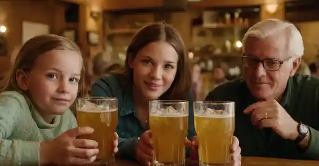 Family enjoying glasses of ginger beer at Café Mejor in Greer, Arizona.