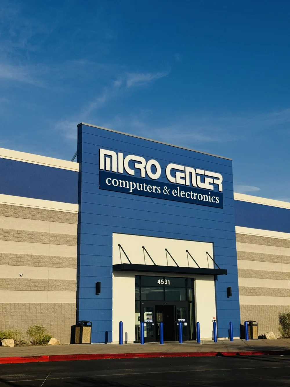 Micro Center