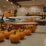 Restaurante temático de aviones y calabazas en Phoenix