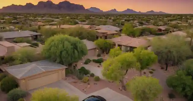 Artistically vibrant neighborhoods by the waterfront in Scottsdale, Arizona.