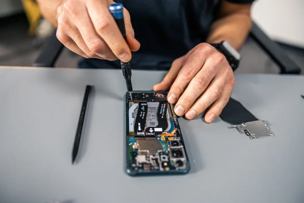 uBreakiFix - Phone and Computer Repair - 5