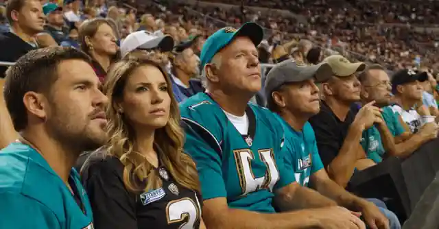 Spectators at US Airways Center cheering for the Arizona Rattlers football team.